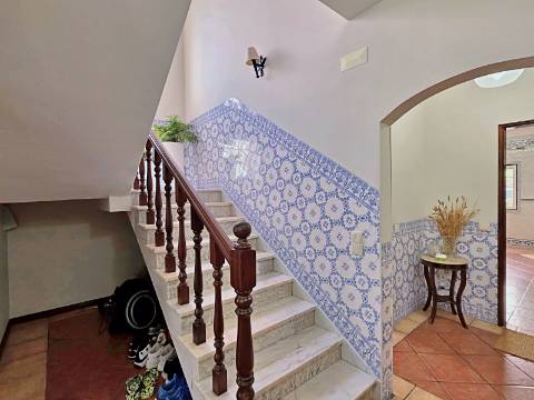 Moradia T5 com piscina e espaço para churrasco em Palmela