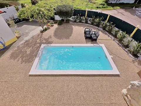 Moradia T5 com piscina e espaço para churrasco em Palmela