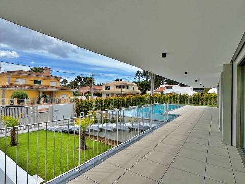 Moradia independente T5+2 à venda em Verdizela, Corroios