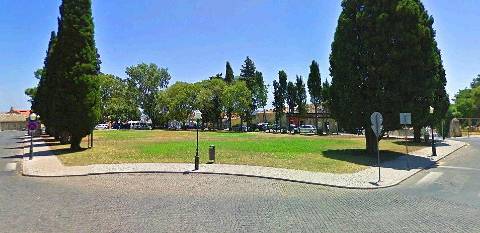 2 Moradias Remodeladas na Ajuda - Lisboa