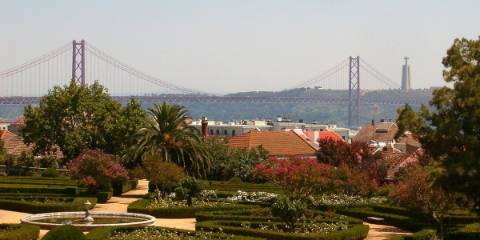 2 Moradias Remodeladas na Ajuda - Lisboa