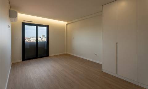 Apartamento T3 Novo | Varandas e Garagem | Vila Nova de Gaia