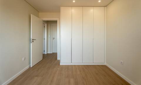 Apartamento T3 Novo | Varandas e Garagem | Vila Nova de Gaia