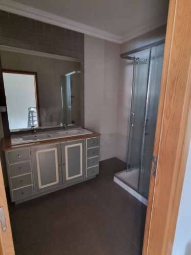 Distinta Moradia T3+1 Contemporânea com Logradouro Privado e Estúdio Évora, Património Mundial da UNESCO