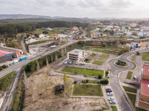 Nova construção APT T3 com Suite, Varanda e Box | 35 min de Lisboa · 10 min das praias da Costa de Prata