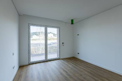 Construção Contemporânea APT T3 Novo com Suite, Varanda e Box | 35 min de Lisboa · 10 min das praias da Costa de Prata