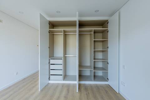 Construção Contemporânea APT T3 Novo com Suite, Varanda e Box | 35 min de Lisboa · 10 min das praias da Costa de Prata