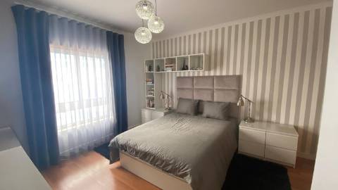 Moradia T3 + 1 Central com 2 Lugares de Garagem e Excelente Localização | A 30 Minutos de Lisboa