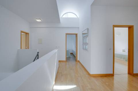 Moradia V5 Independente | Primeira Linha Golfe | Piscina Privada e Garagem