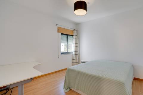 Moradia V5 Independente | Primeira Linha Golfe | Piscina Privada e Garagem