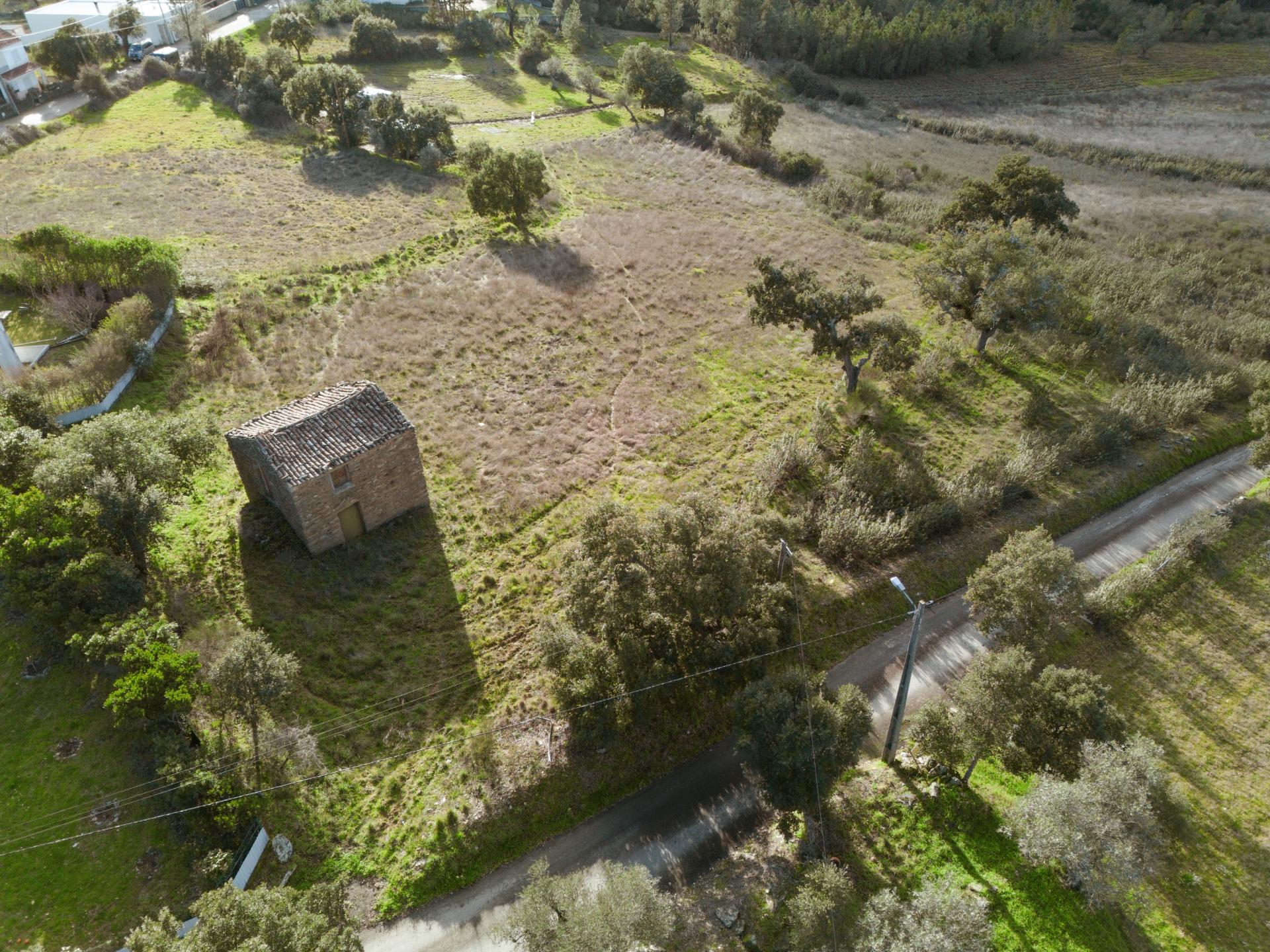 Terreno Rústico com 3720m2