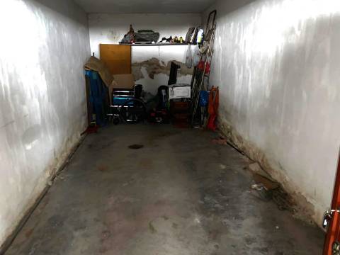 Garagem Box - Quinta do Amieiro