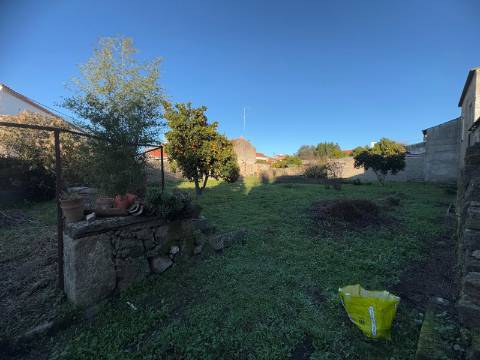 Moradia para Remodelar - Potencial para Alojamento Local