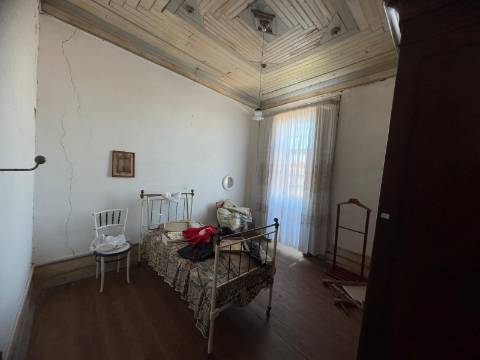 Moradia para Remodelar - Potencial para Alojamento Local