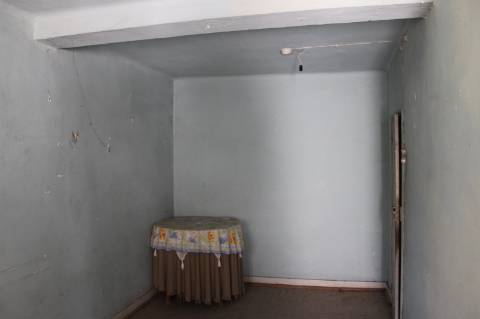 Moradia com Logradouro para Remodelar