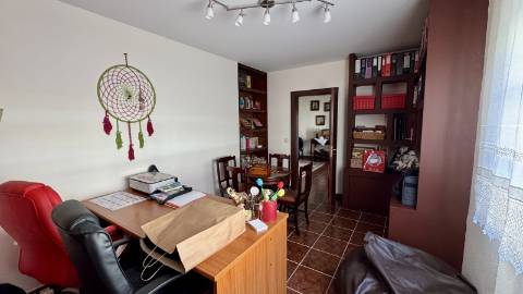 Moradia T5 e Terreno com 5000m2