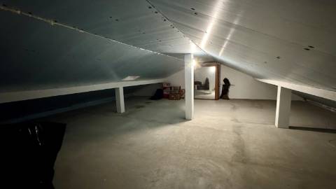 Moradia T5 e Terreno com 5000m2