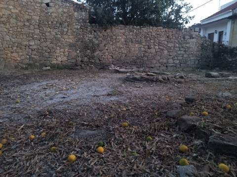Terreno Urbano para Venda em Escalos de Baixo.