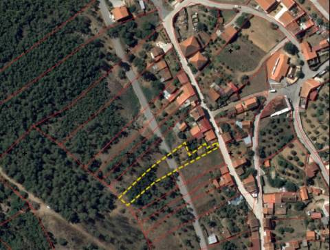 Terreno Rústico com 1480 m2