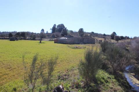 Quinta para Venda em Aldeia do Bispo, Penamacor