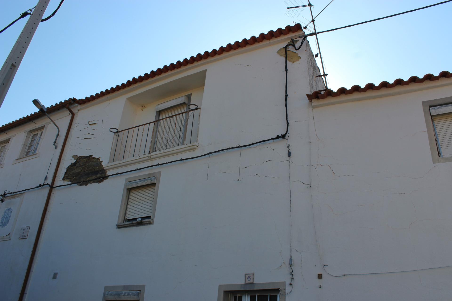 Moradia T1 para Remodelar em Rosmaninhal, Idanha-a-Nova