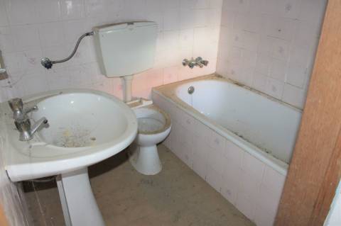 Moradia T1 para Remodelar em Rosmaninhal, Idanha-a-Nova