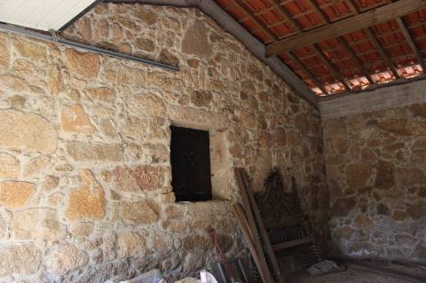 Quinta com 5000m2 para Venda na Mata.