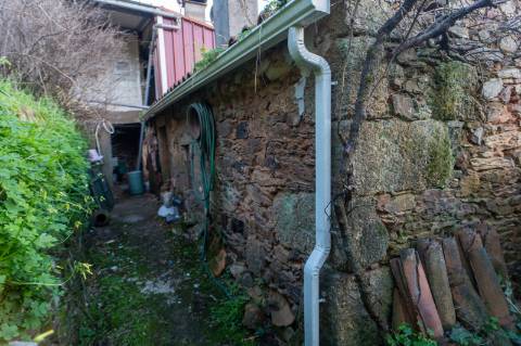 Moradia T3 com Logradouro