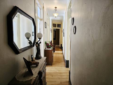 Moradia T3 com Garagem e Logradouro