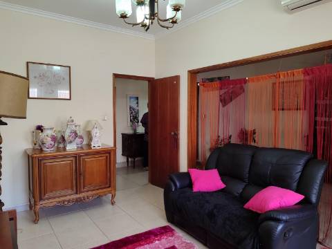 Moradia T3 com Garagem