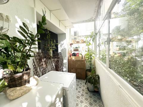 Apartamento T3 renovado