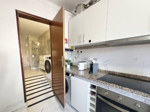 Moradia T1 com Logradouro