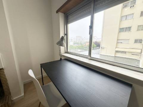 Apartamento T4 - Zona Sul