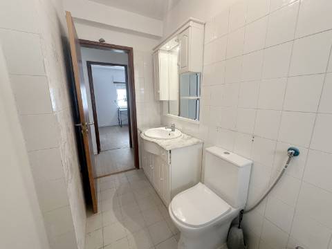 Apartamento T4 - Zona Sul