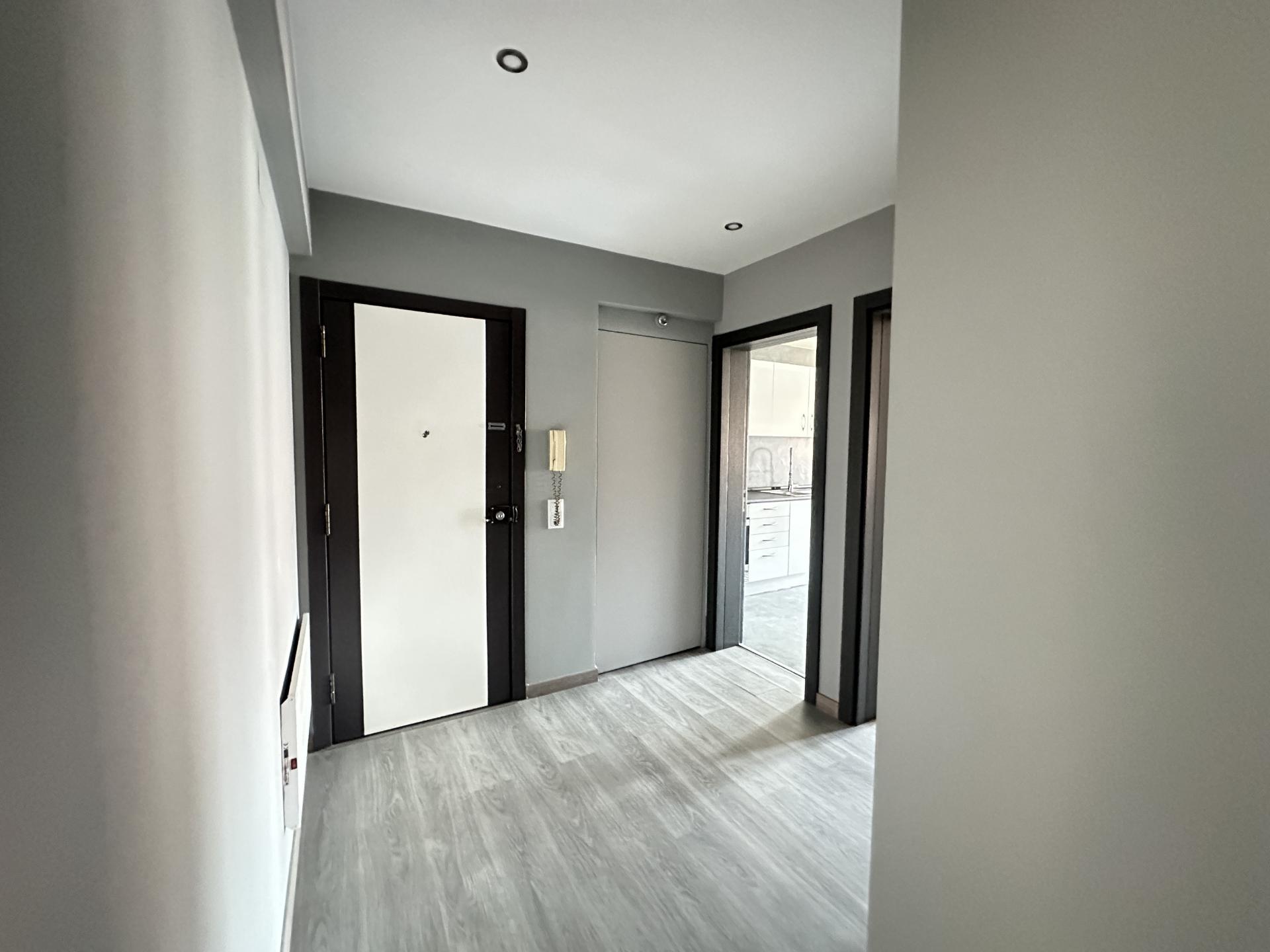 Apartamento T3 - Junto à Rotunda Europa