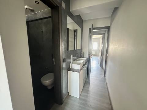 Apartamento T3 - Junto à Rotunda Europa