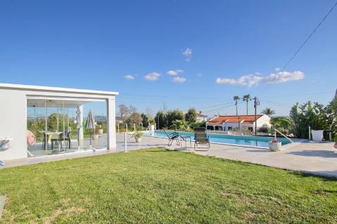 Moradia V3 com vistas deslumbrantes sobre o mar localizada perto de Vilamoura