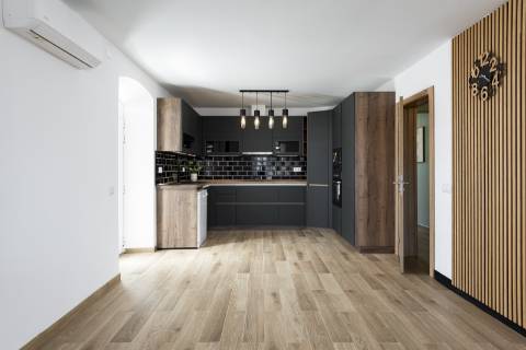 Moradia T3 com Piscina remodelada com gosto e qualidade