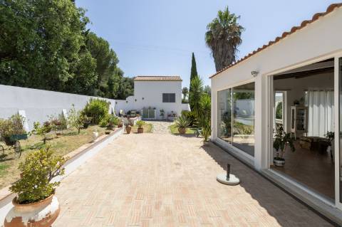 VENDIDA PELA ' TA MAISON DE RÊVE'