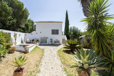 VENDIDA PELA ' TA MAISON DE RÊVE'