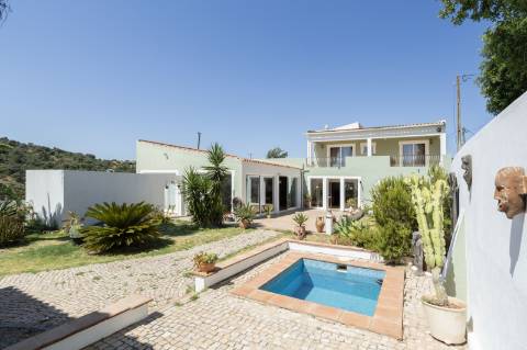 VENDIDA PELA ' TA MAISON DE RÊVE'