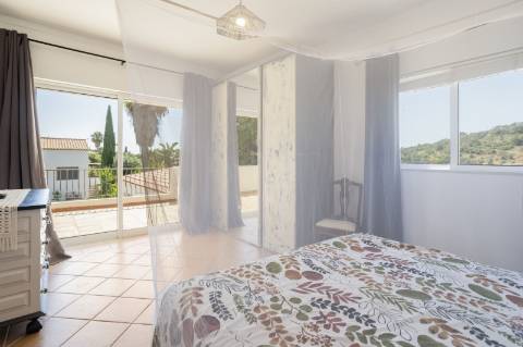 VENDIDA PELA ' TA MAISON DE RÊVE'