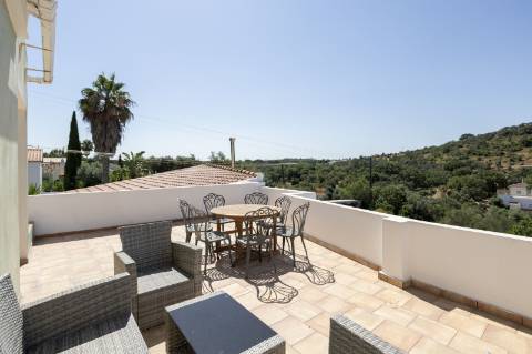 VENDIDA PELA ' TA MAISON DE RÊVE'