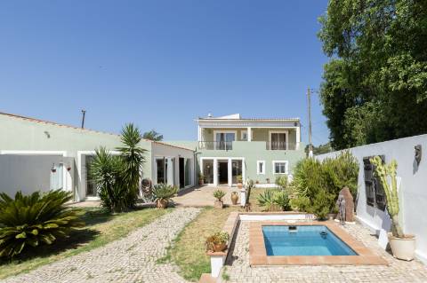 VENDIDA PELA ' TA MAISON DE RÊVE'