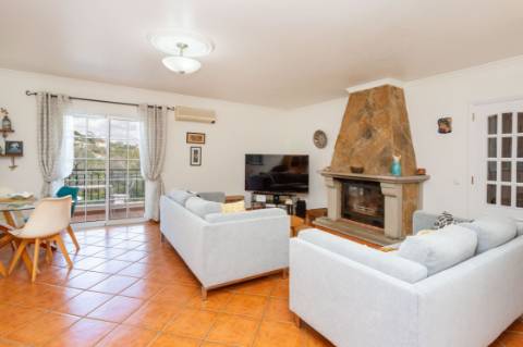 EXCLUSIVIDADE!

VENDIDA POR ' TA MAISON DE RÊVE'