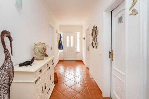 EXCLUSIVIDADE!

VENDIDA POR ' TA MAISON DE RÊVE'