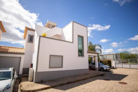 VENDIDA PELA ' TA MAISON DE RÊVE'