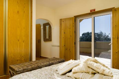 Propriedade Estilo Quinta Recém-Construída em Ambiente Rural Perto de Loulé