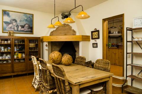 Propriedade Estilo Quinta Recém-Construída em Ambiente Rural Perto de Loulé