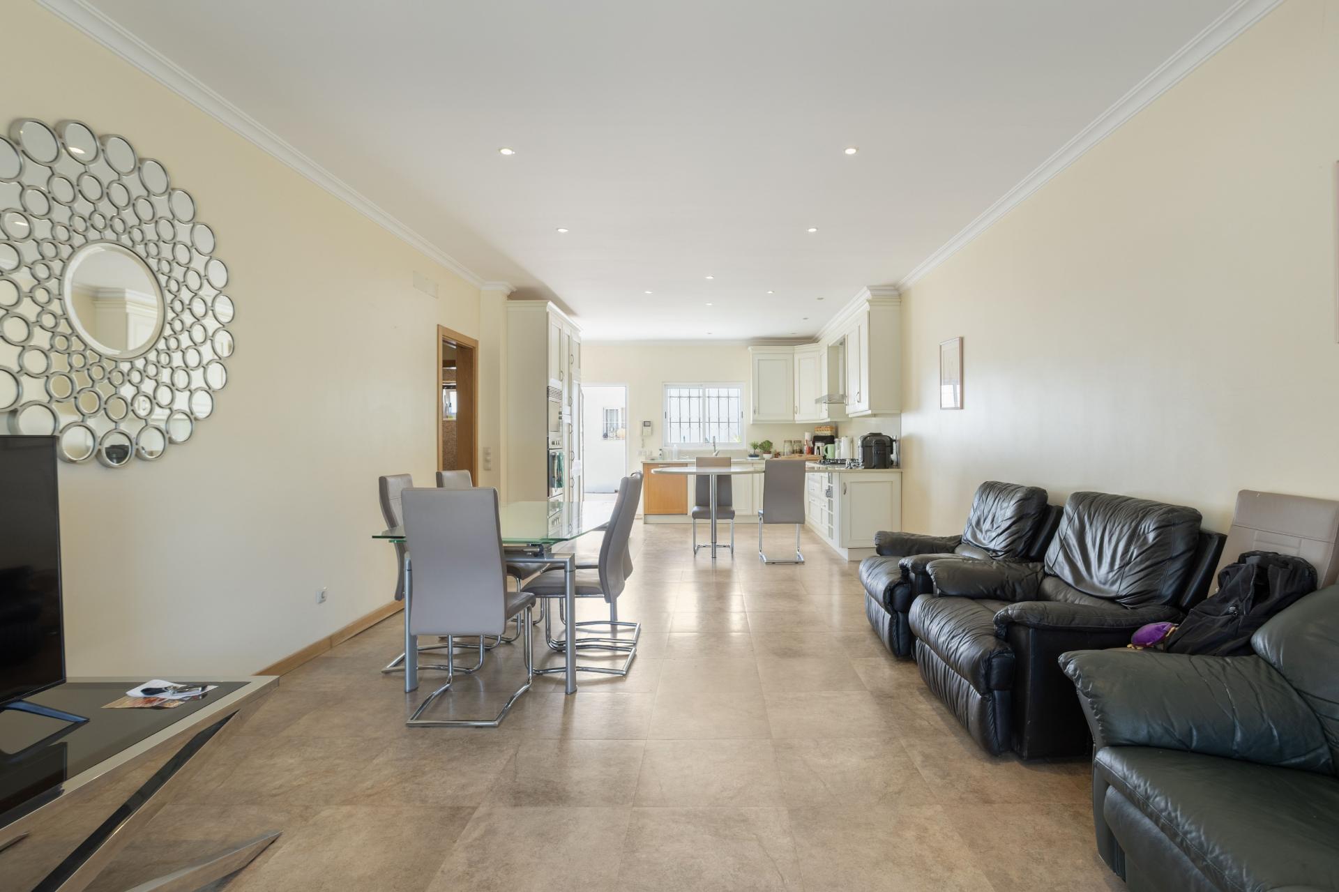 Bela propriedade com potencial de ampliação - Vale Telheiro , Loulé